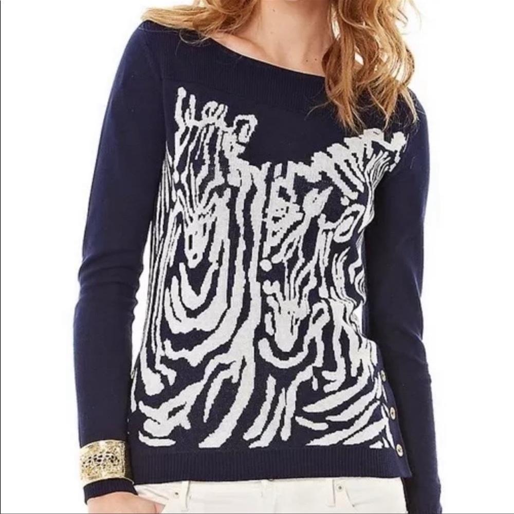 Beautiful Lilly sweater in size S